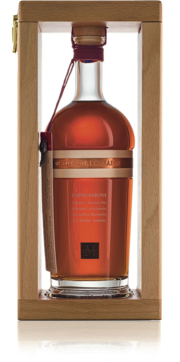 Grappa Espressioni Futura ed.lim. Stravecchia in der Holzkiste 0,7l 46% | Marzadro
